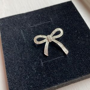 Silver Bow Charm 🎀